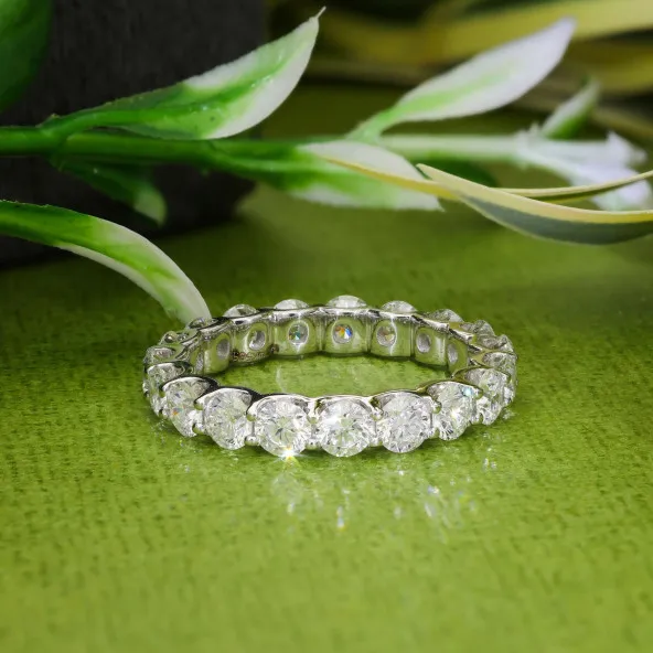 White Gold lab Grown diamond Wedding Ring